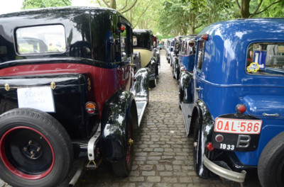 Torhoutse oldtimer kastelentocht - Deel 1